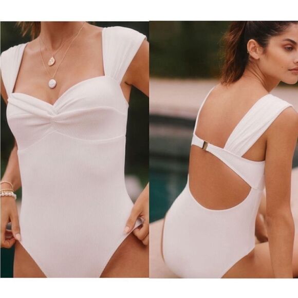 Charlie Holiday NWT Peyton One Piece Bikini Swimsuit in White Size 8 - Picture 2 of 11